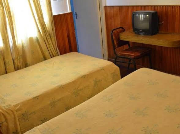 Sirona Getaway Hotel Найроби Екстериор снимка